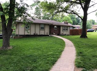 6908 NW Searcy Dr, Kansas City, MO 64152