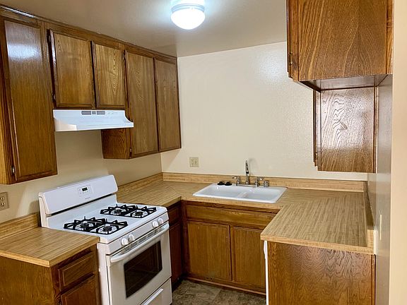 2nd image of 625 E Santa Anita Ave APT G