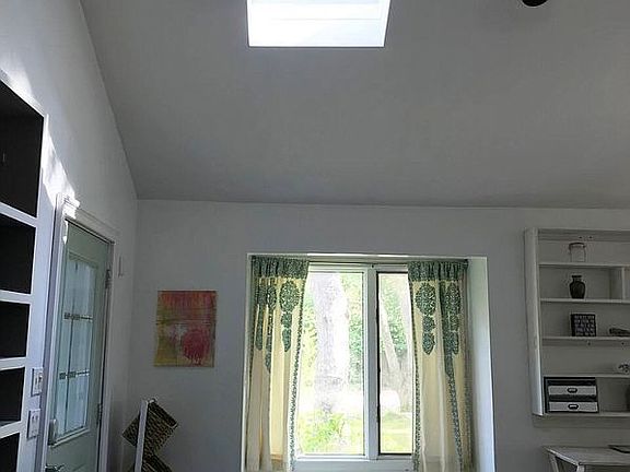 5th image of 6 Morris Park Ln