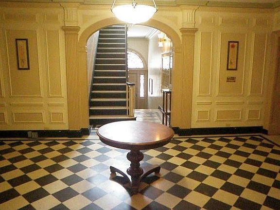 3rd image of 6860 108th St APT 3E