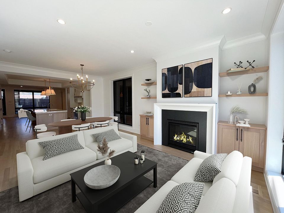 1st image of 2051 N Clifton Ave #1