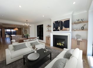2051 N Clifton Ave #1, Chicago, IL 60614