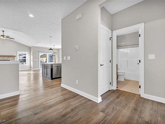 5th image of 10162 Brookhaven Ln