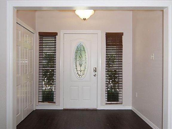5th image of 3416 Hialeah Dr