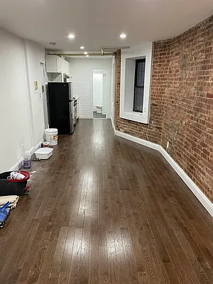 Rented by The MJS Group NY LLC | media 9