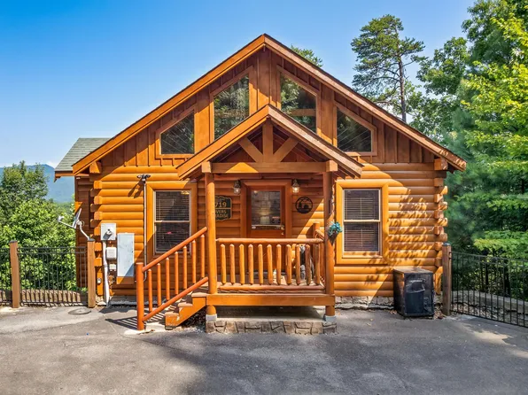 1719 High Rock Way, Sevierville, TN 37862