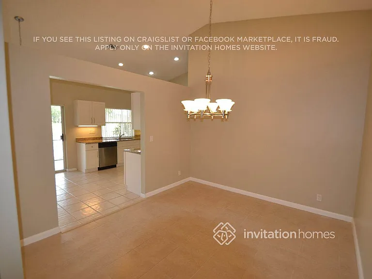 10320 NW 48th Ct — Photo 5