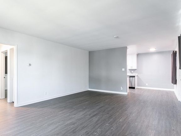 5th image of 3444 Vinton Ave #1