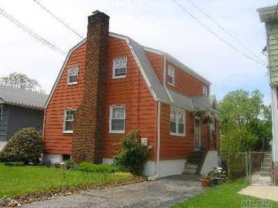 15 Pequot Ave, Port Washington, NY, 11050