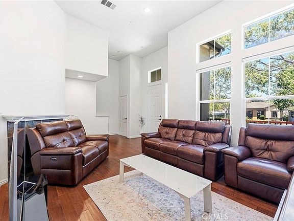 5th image of 2043 Owens Dr