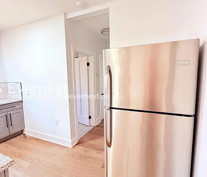 3824 Tyler St #3 — Photo 7