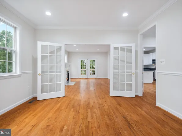 3303 Decatur Ave, Kensington, MD 20895