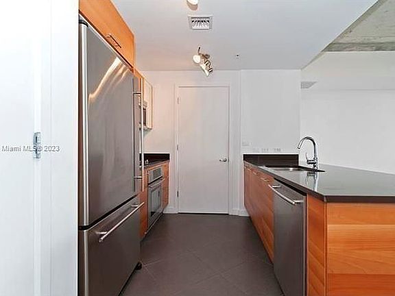 3rd image of 3301 NE 1st Ave APT H2406