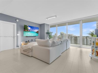 200 Biscayne Boulevard Way APT 3907, Miami, FL, 33131