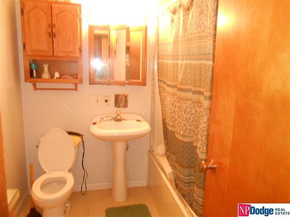 3rd image of 6227 Ogden St
