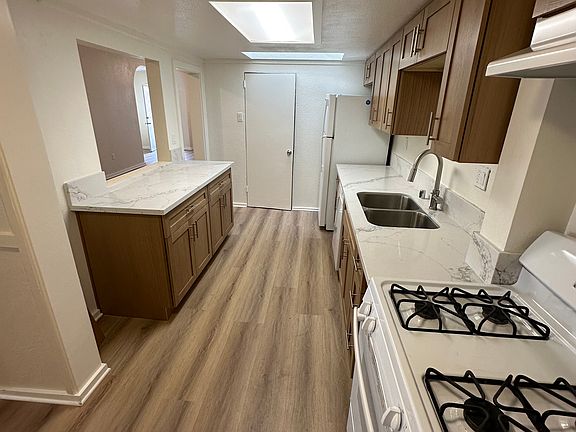 5th image of 3505-11 L St #3505