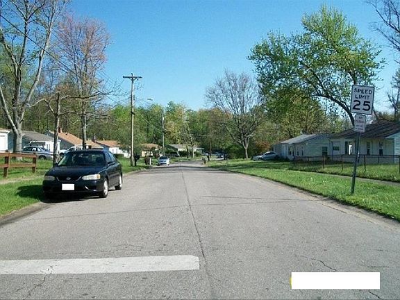 5th image of 4352 Beechmont Dr