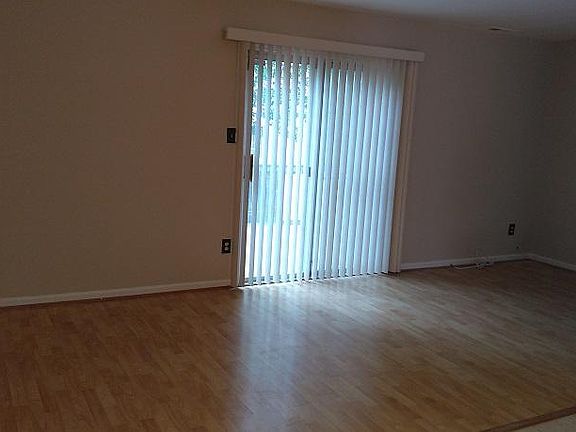4th image of 4124 Weeping Willow Ct