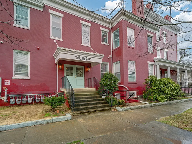 425 N Arthur Ashe Blvd #2B — Photo 21
