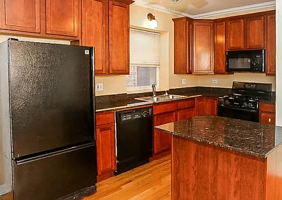 636 W Roscoe St #1N Photo 1 636 W Roscoe St #1N Photo 1