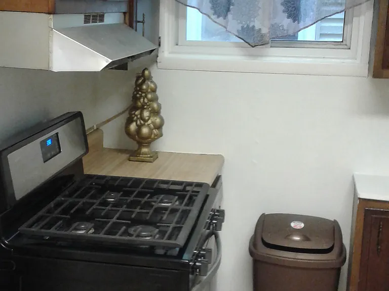 130 Nobles Ln #1 — Photo 6