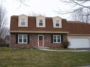 2363 Garden Creek Dr, Maumee, OH 43537