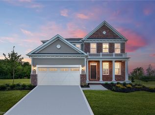 898 River Run Rd, Aurora, OH 44202