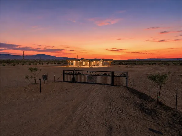 4400 W Dunlap Dr, Golden Valley, AZ 86413