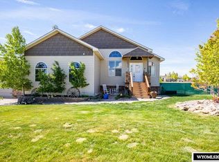 2 Warbonnet Rd, Rock Springs, WY 82901