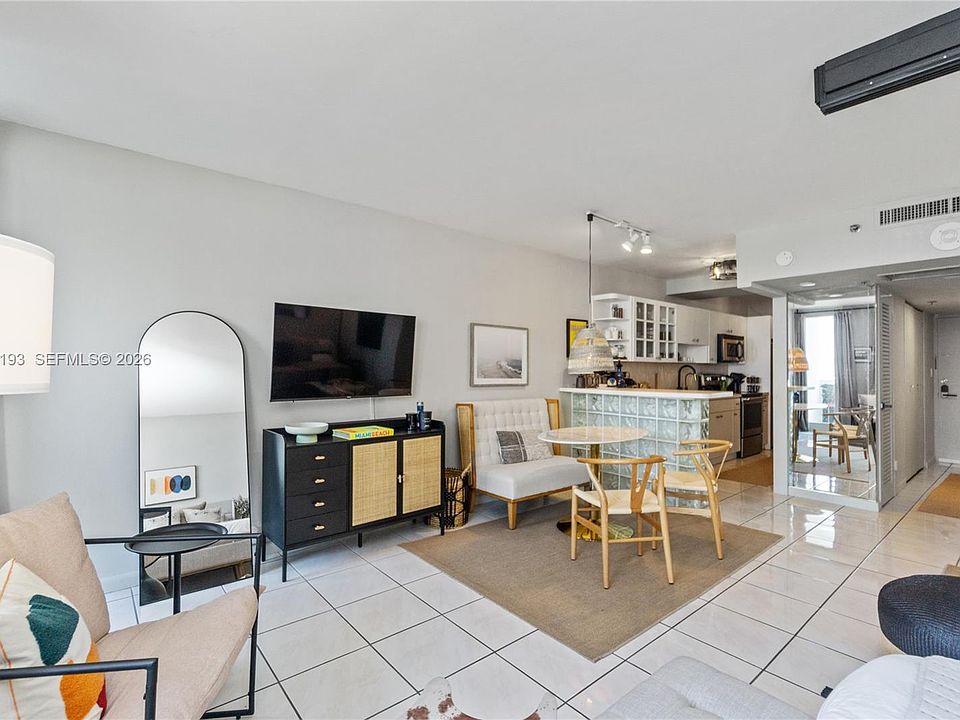 1st image of 100 Lincoln Rd #1107