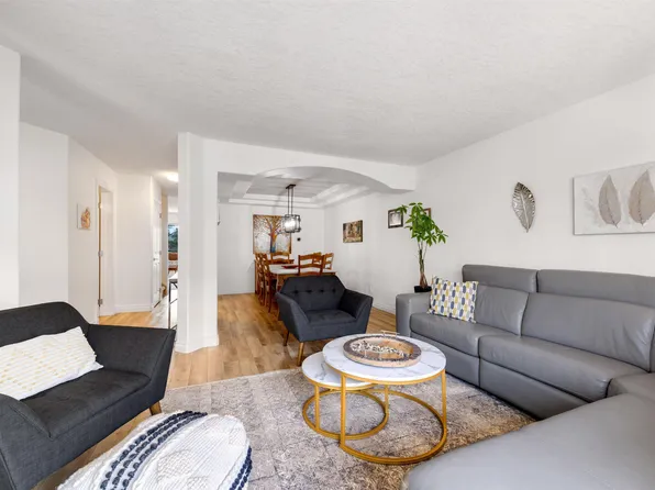 882 Ryan Pl NW #23, Edmonton, AB T6R 2K9