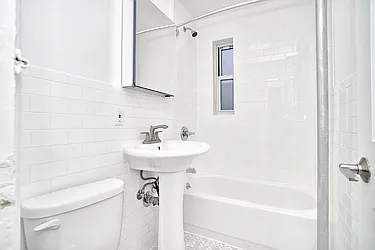 Rented by Living New York