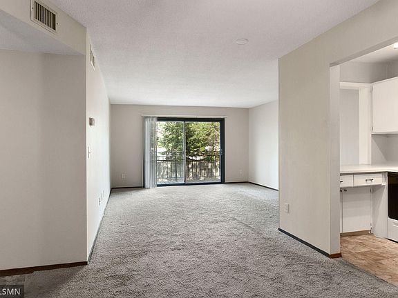 2nd image of 4120 Parklawn Ave #122
