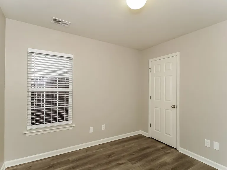 254 Highland Falls Blvd — Photo 14