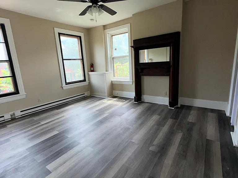 144 Mercer St #2A — Photo 6