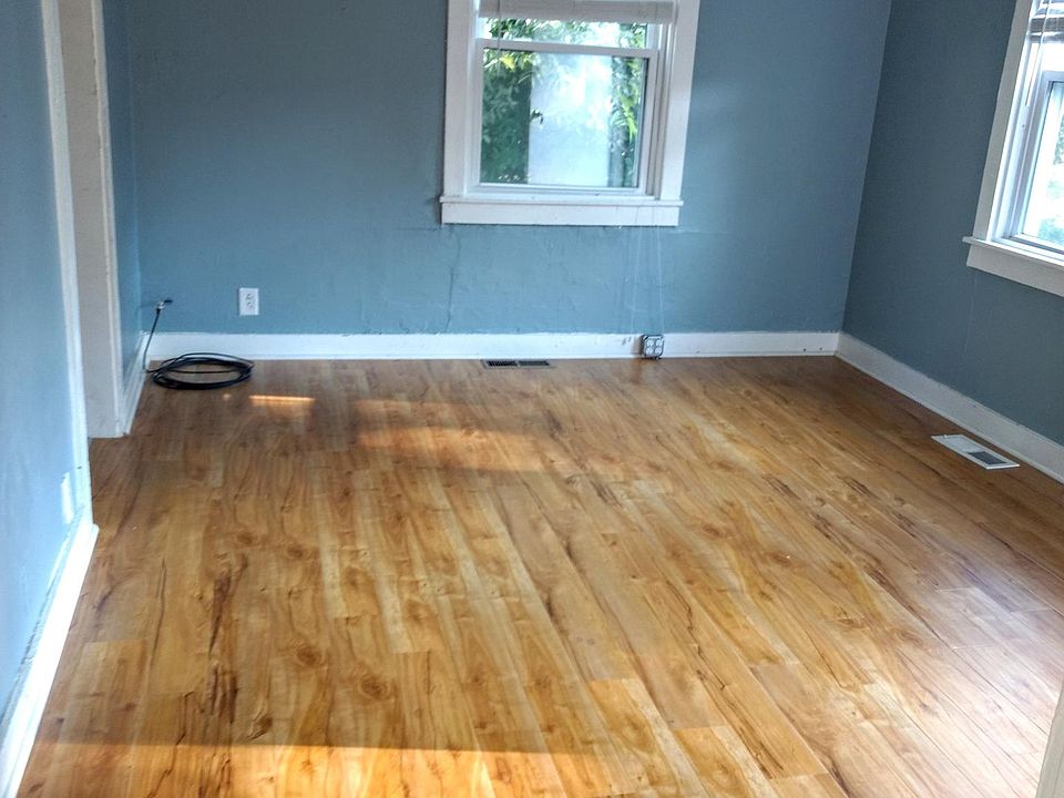 2nd image of 2435 Branch St