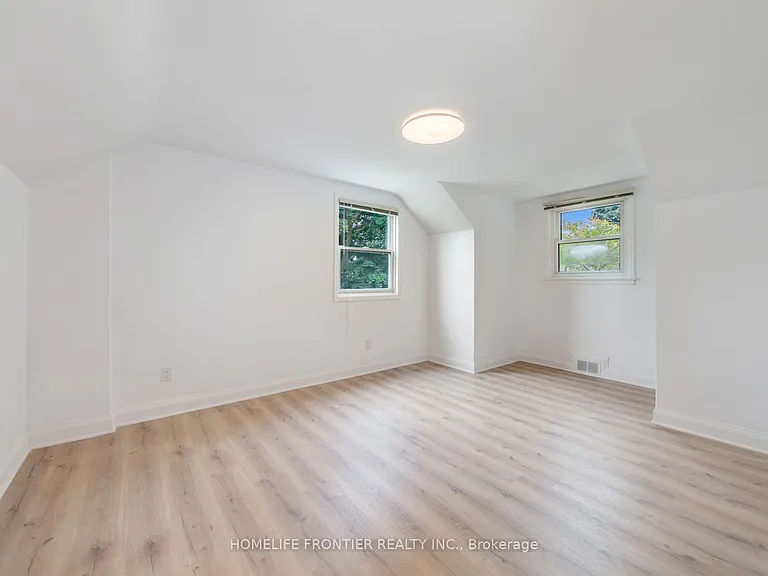 12 Gibson Ave #2 — Photo 15