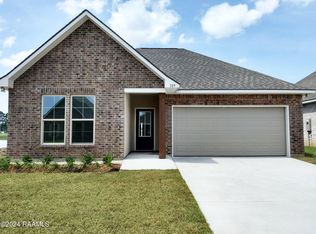 109 Ridley Ln, Youngsville, LA 70592