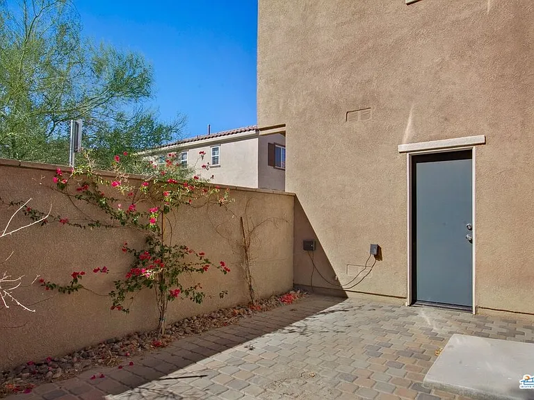 607 Calle Vibrante — Photo 15