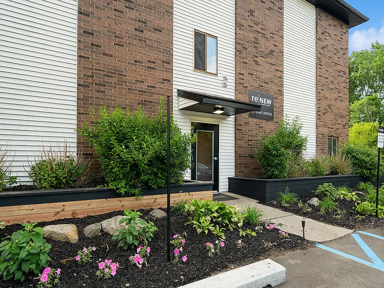 ReNew Prairie Park — Photo 16