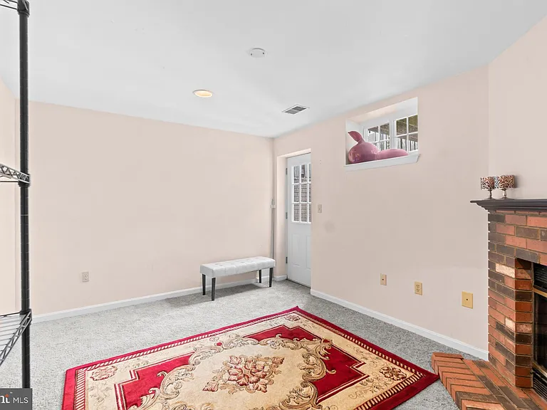 2125 Cedar Barn Way — Photo 12