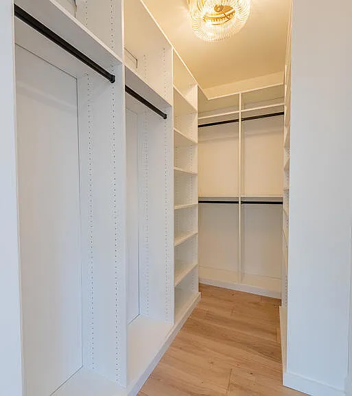 2390 Crombie Ct — Photo 38