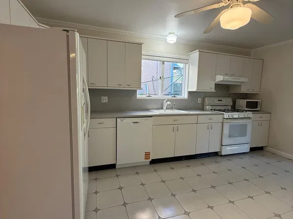 (undisclosed Address), Yonkers, NY 10701