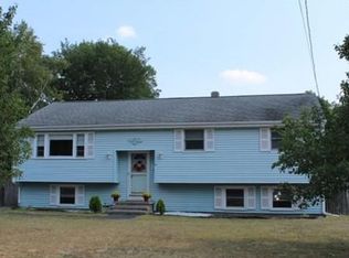 3 Palmer Rd, Pepperell, MA 01463
