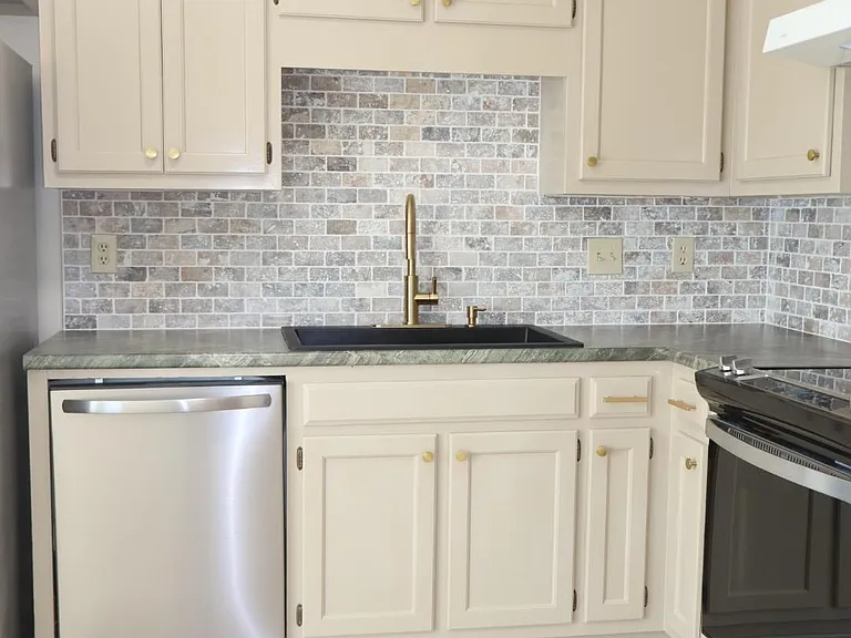 6864 Steeplechase Dr NW — Photo 11