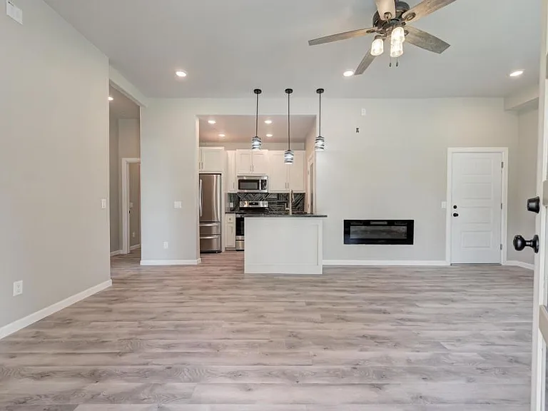 222 S University Blvd #1 — Photo 4