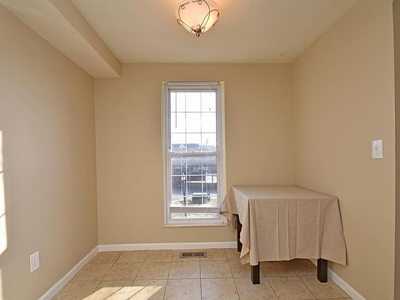 4th image of 10937 Barrington Ct