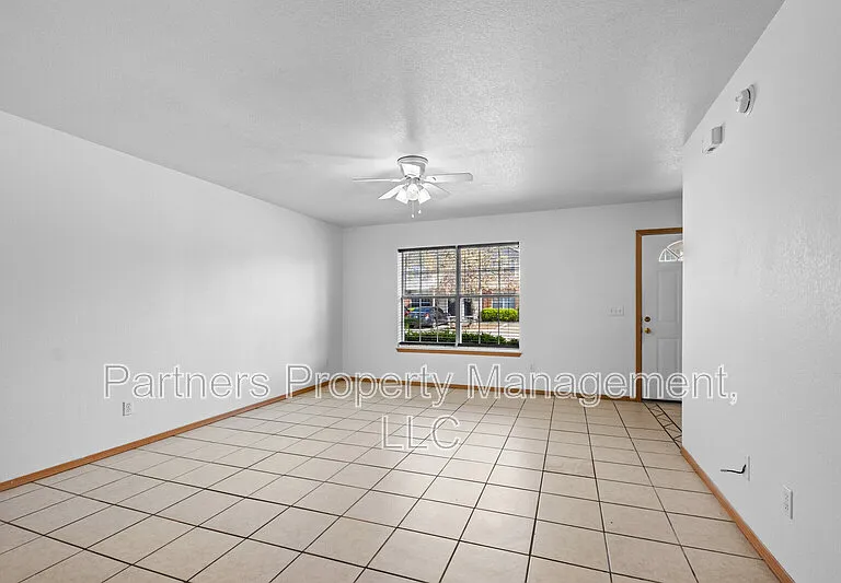 888 S Curtis Ave #1 — Photo 12