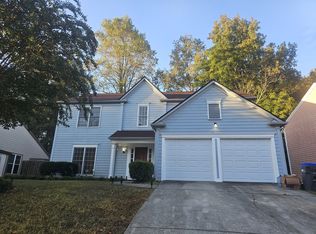 2260 Eagle Nest Blf, Lawrenceville, GA 30044