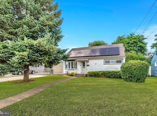 139 E Evesham Rd, Runnemede, NJ 08078